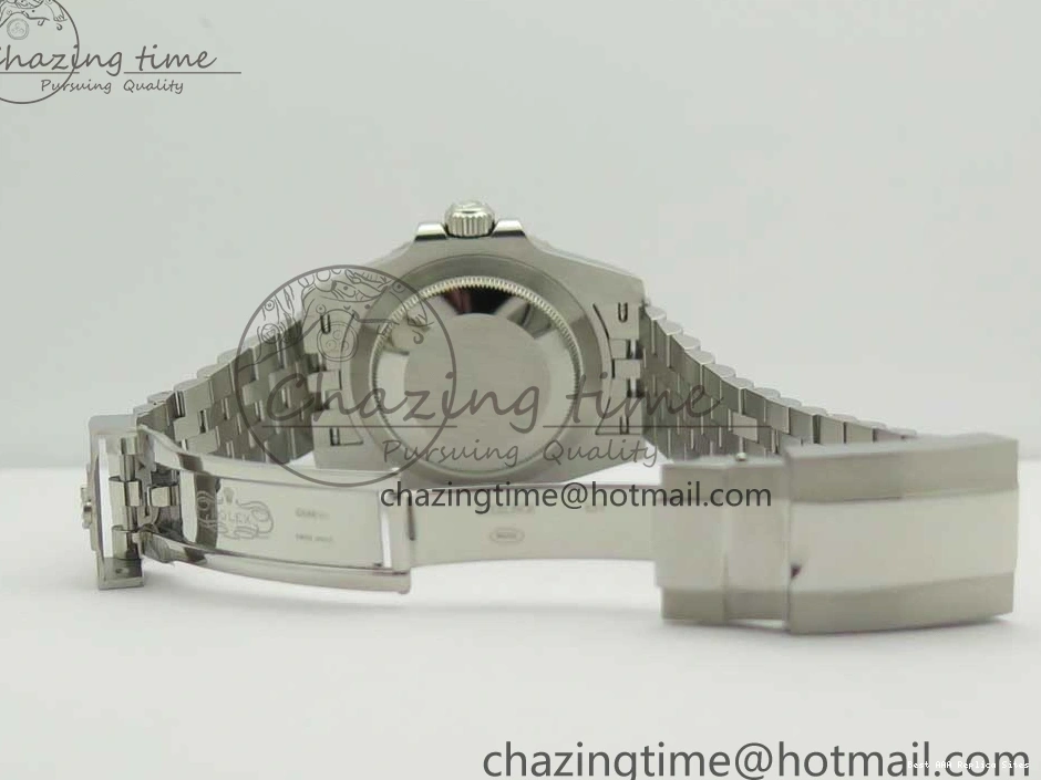 Best AAA Replica Sites GMT-Master Bezel Ceramic Black BPF Bracelet on Green Jubilee 126710 3347 SS Dial A II UrbanChic Black BLRO SS 1225